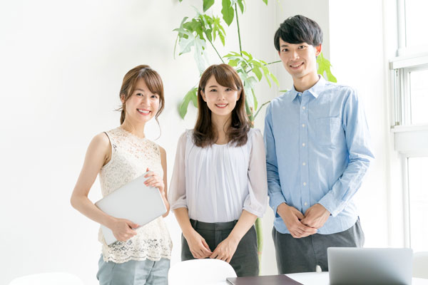 更新担当者をサポート